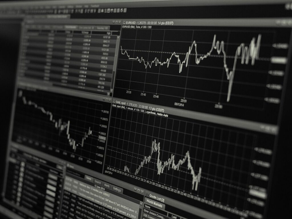 ¡Bitcoin se tambalea mientras Hang Seng celebra las charlas comerciales EE.UU.-China y todos ponen ojo en la inflación!