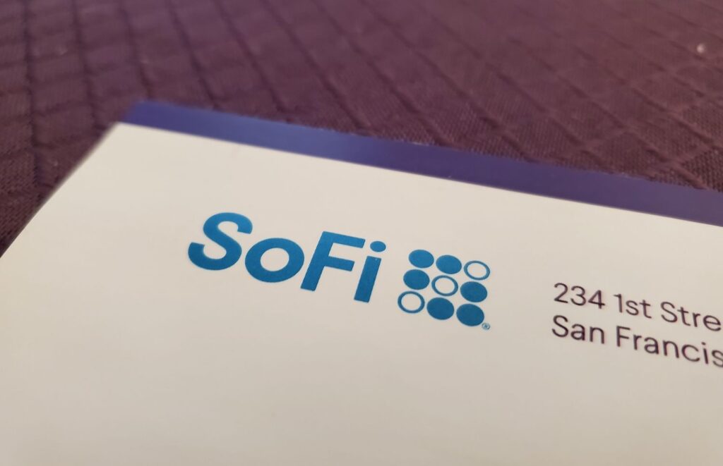 ¡SoFi vuelve al ruedo cripto y no querrás perderte lo que se viene!