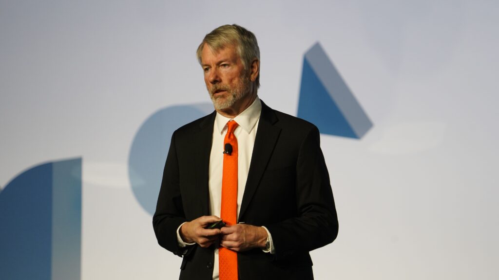 ¡Increíble estrategia multiplica BTC y gana 705 monedas vendiendo acciones preferentes!