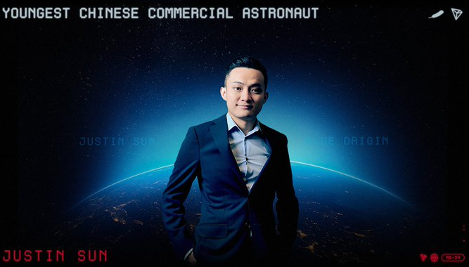 ¡El creador de Tron está a punto de despegar rumbo al espacio y no querrás perderte por qué!