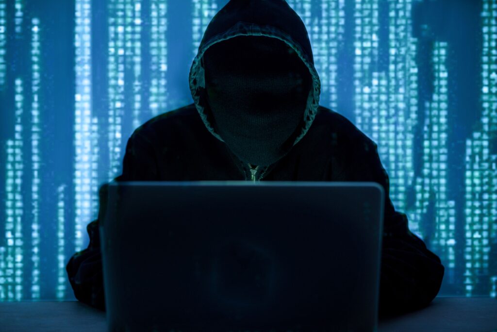 Estafador nigeriano se disfraza de amigo de Trump y le roba 250 mil en criptomonedas a un donante político ¡Increíble!