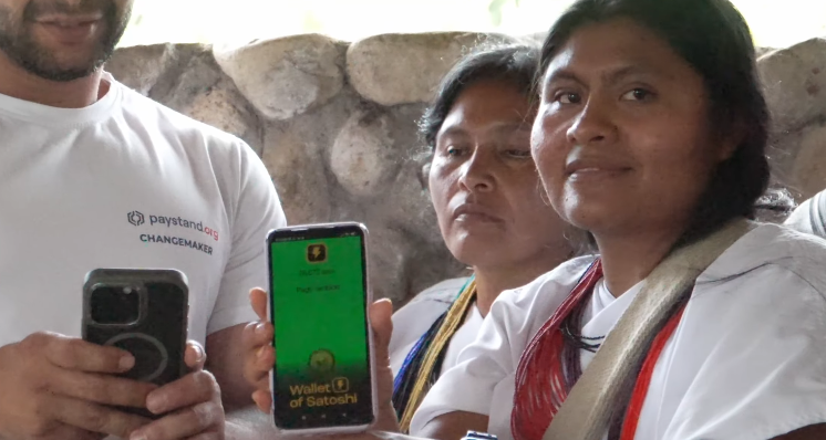 ¡Descubre cómo los indígenas en Colombia están revolucionando todo gracias a Bitcoin!