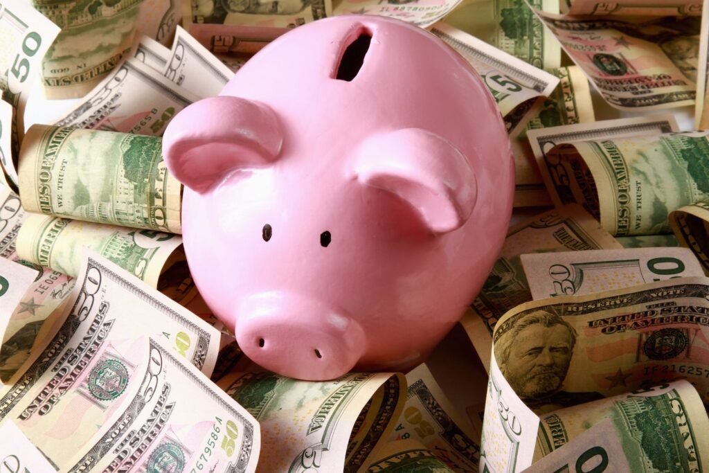 ¡Dogecoin se dispara y BTC atrae $200M! Descubre quién está detrás del bombazo financiero del momento