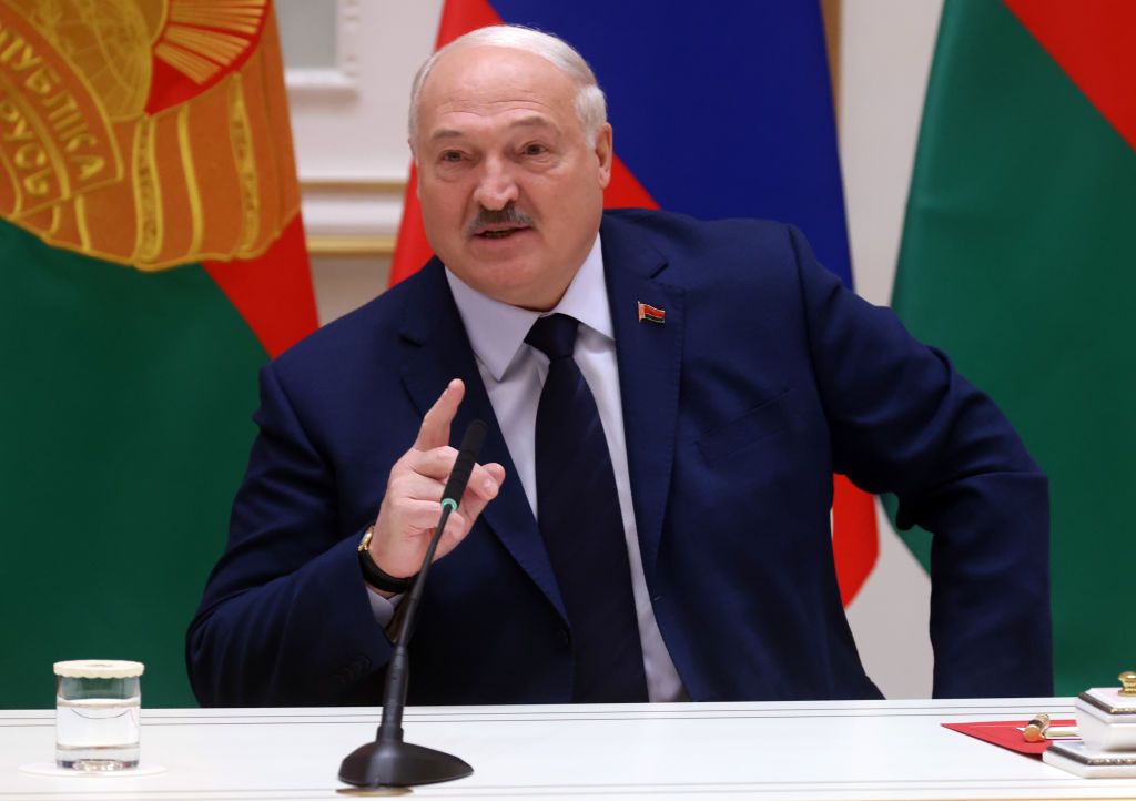 ¡El presidente de Bielorrusia lanza reglas súper claras para conquistar a los inversores en criptomonedas!