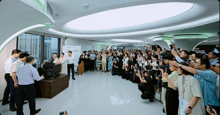 ¡La cuarta estatua de Nakamoto aparece y Satoshi Gallery revela un plan épico con 21 tributos!