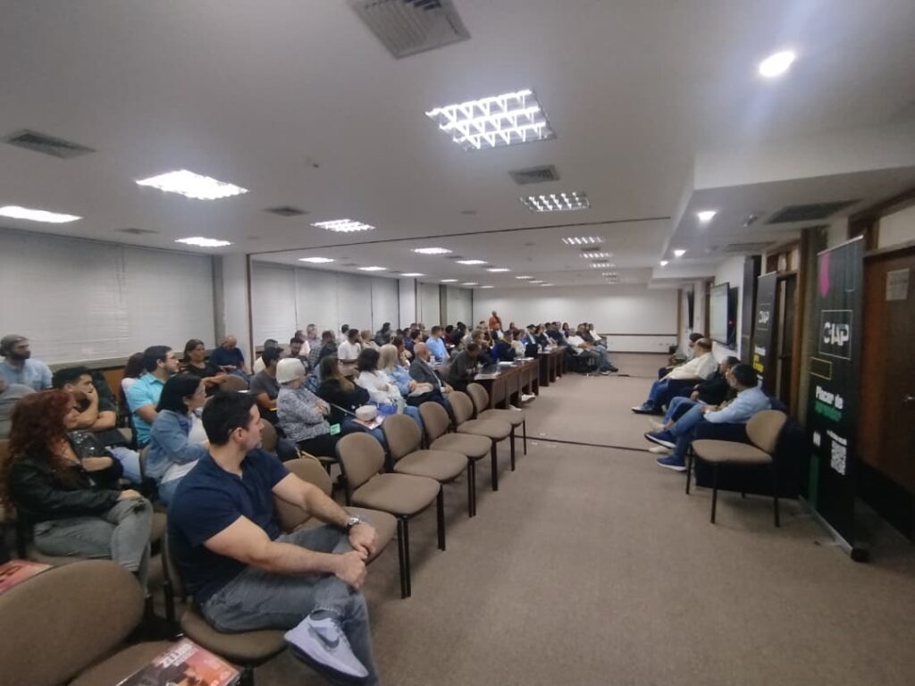 ¡La noche secreta que revolucionó el periodismo de bitcoin en Caracas y nadie te contó!