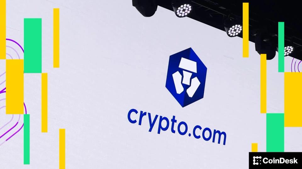 Crypto.com se lleva la bendición federal y ya es banco oficial para tus criptos ¡No vas a creer lo que eso significa!