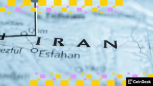 ¡Bitcoin no se arruga tras ataque en Irán y deja en el polvo a las acciones en jornada de miedo!