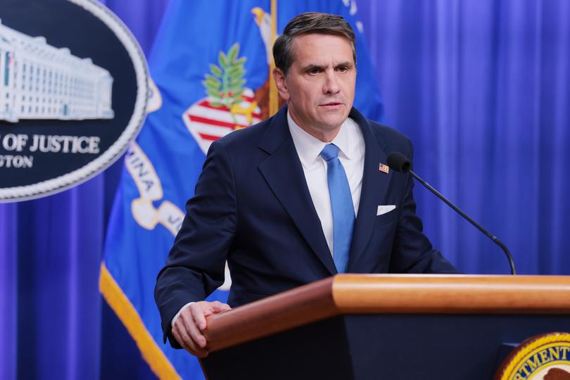 Todd Blanche, el autor del memo bomba sobre cripto del DOJ, ahora ¡fiscal general interino!