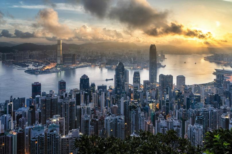 ¡Bombazo financiero! HSBC y Standard Chartered consiguen las primeras licencias de stablecoins en Hong Kong