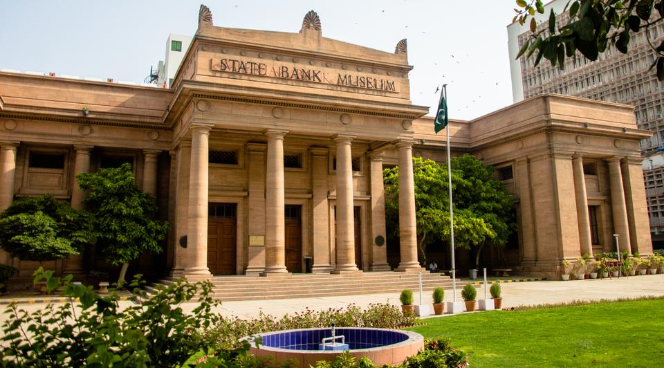 Pakistán dice adiós a la prohibición cripto de 7 años y deja que los bancos jueguen con los proveedores licenciados ¡El boom crypto está de vuelta!