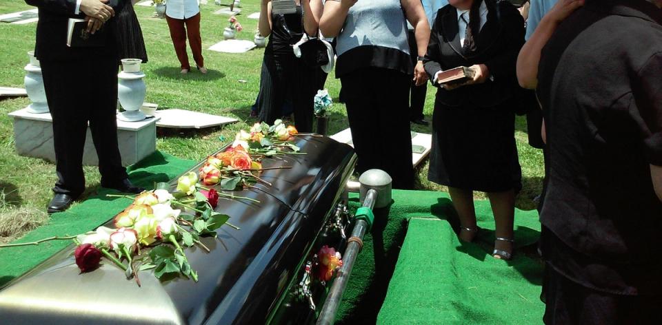 Funeraria surcoreana se entierra en pérdidas de 33 millones apostando a un ETF de ether apalancado