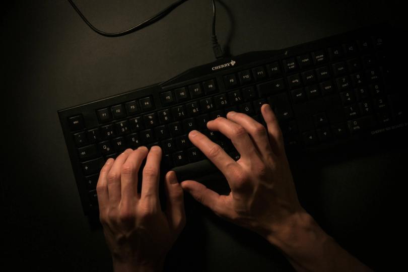 ¡La IA está acelerando la amenaza cuántica a las criptos y los expertos en seguridad están en pánico!
