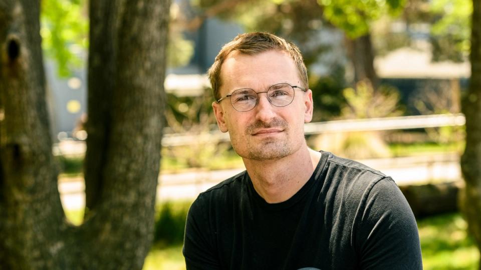 ¡La base secreta de Coinbase presenta una IA que hace magia con tu billetera cripto y apps DeFi!