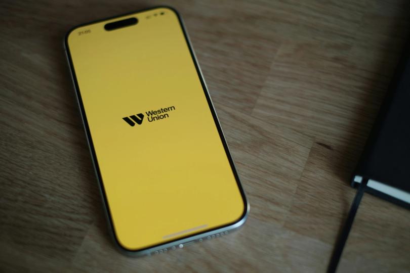 ¡Western Union se lanza al mundo cripto! Su stablecoin en Solana promete revolucionar los pagos, dice un experto