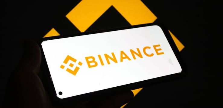 ¡La IA de Binance pone freno épico a los fraudes masivos y tú no lo vas a creer!