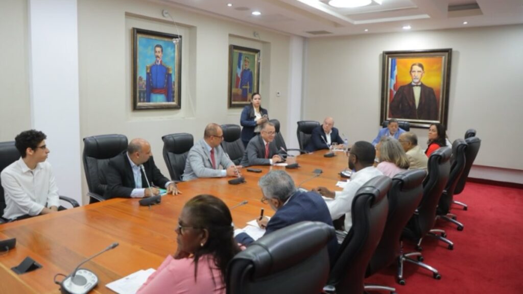¡Tether se junta con políticos dominicanos para crear la ley que revolucionará las criptomonedas!