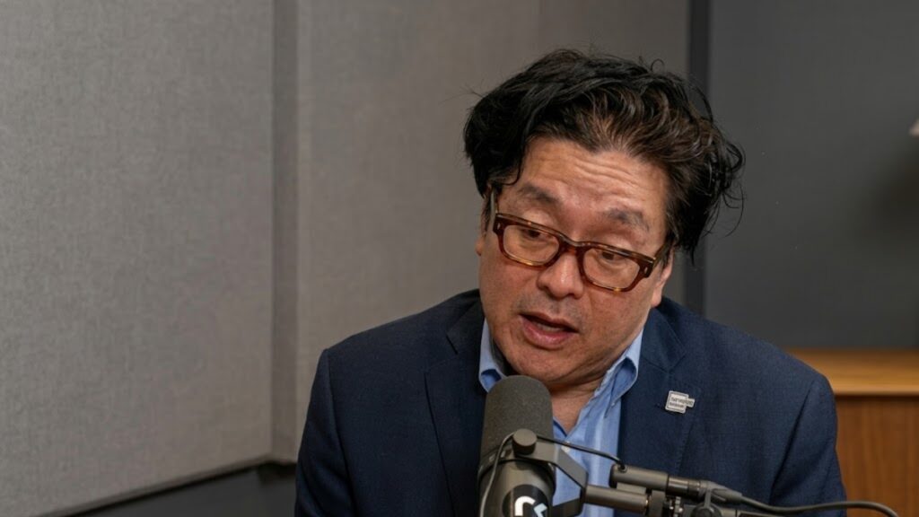 ¡Tom Lee se despide de 7.800 millones en efectivo por el desplome de Ethereum!