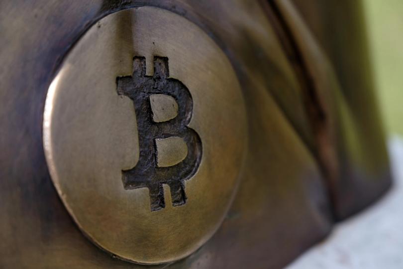 Bitcoin de la era Satoshi protagonista de demanda millonaria ¡$285 mil millones en juego después de 14 años!