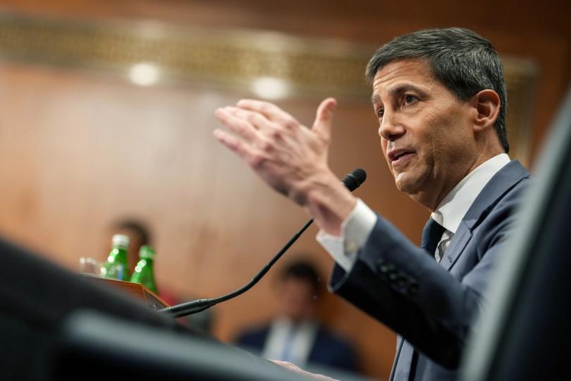 ¡La Fed se contiene y Kevin Warsh muestra quién manda en su estreno!