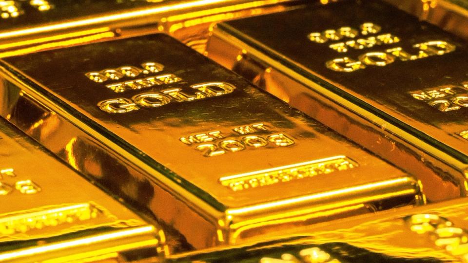 ¡Oro y plata en picada arrastran a Bitcoin al pozo y nadie sabe por qué!