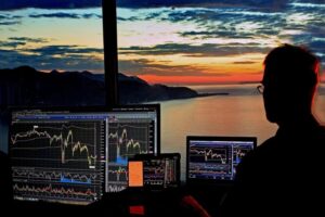 ¡Ether se desploma el doble que Bitcoin y HYPE cae un 10% mientras la guerra de chips se pone buena!
