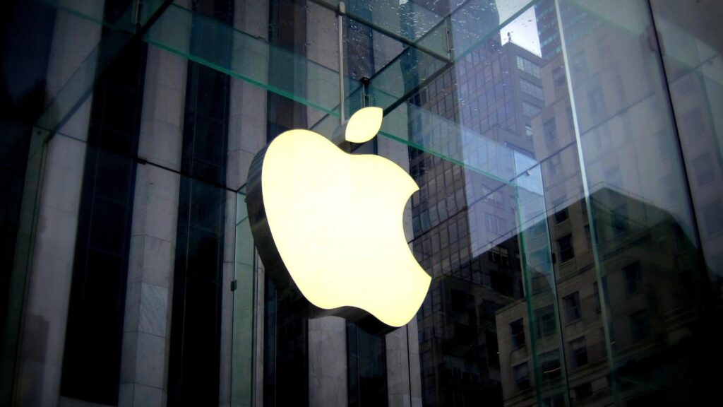 Apple dejó pasar billetera falsa de Bitcoin en su App Store ¡y robaron 875,000 dólares! Demanda explosiva lo revela