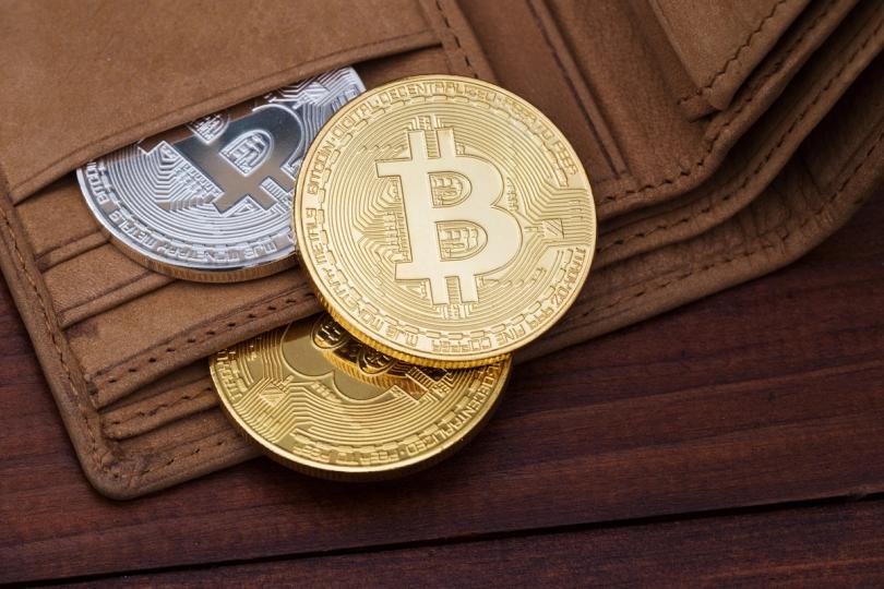 La billetera de Bitcoin olvidada desde 2017 acaba de mover 383 millones y te dejará boquiabierto