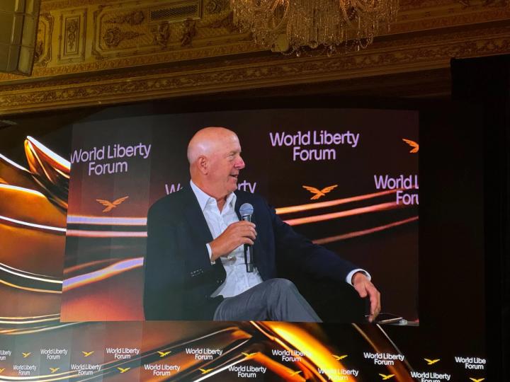 El CEO de Goldman Sachs apuesta por la Ley Clarity ¡y sacude a la banca con reglas locas para stablecoins!