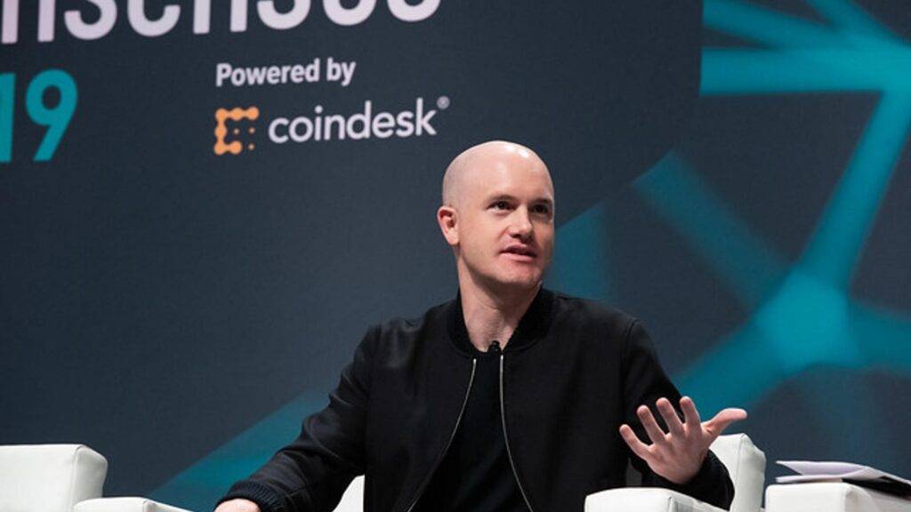 El jefe de Coinbase pone en jaque a las startups cripto que ahora se camuflan como genios de la IA