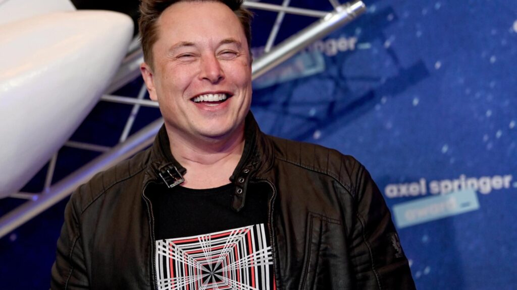 ¡Elon Musk convierte a X en la máquina del tiempo para negociar Bitcoin y acciones al instante!