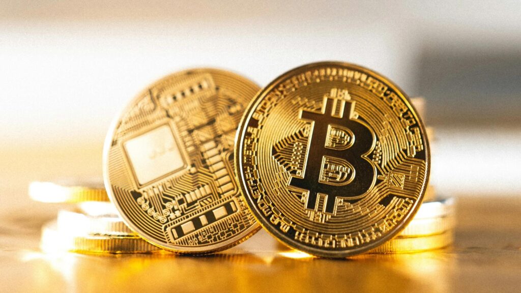 Crypto para asesores: ¡Los costos secretos que te harán pensar dos veces antes de tener tu propio bitcoin!