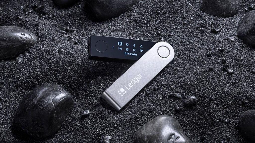 ¡Alerta en Ledger! ¿Hackeo millonario o misterio crypto? Robo de 86 millones sacude billeteras digitales