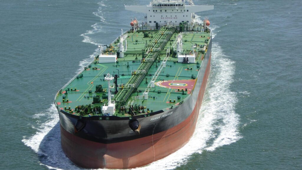 ¡Boom en el petróleo y caos en Bitcoin! ¿Baile de cifras tras ataques a petroleros iraníes?
