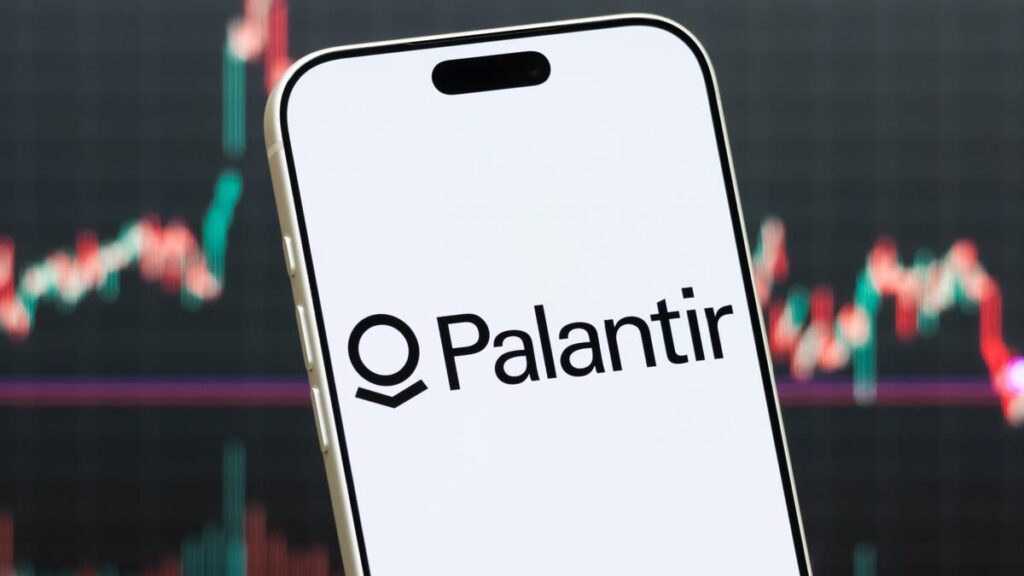 Jefe de Palantir en Europa alerta: ¡Europa se queda dormida y pierde el tren de la IA como con Internet!